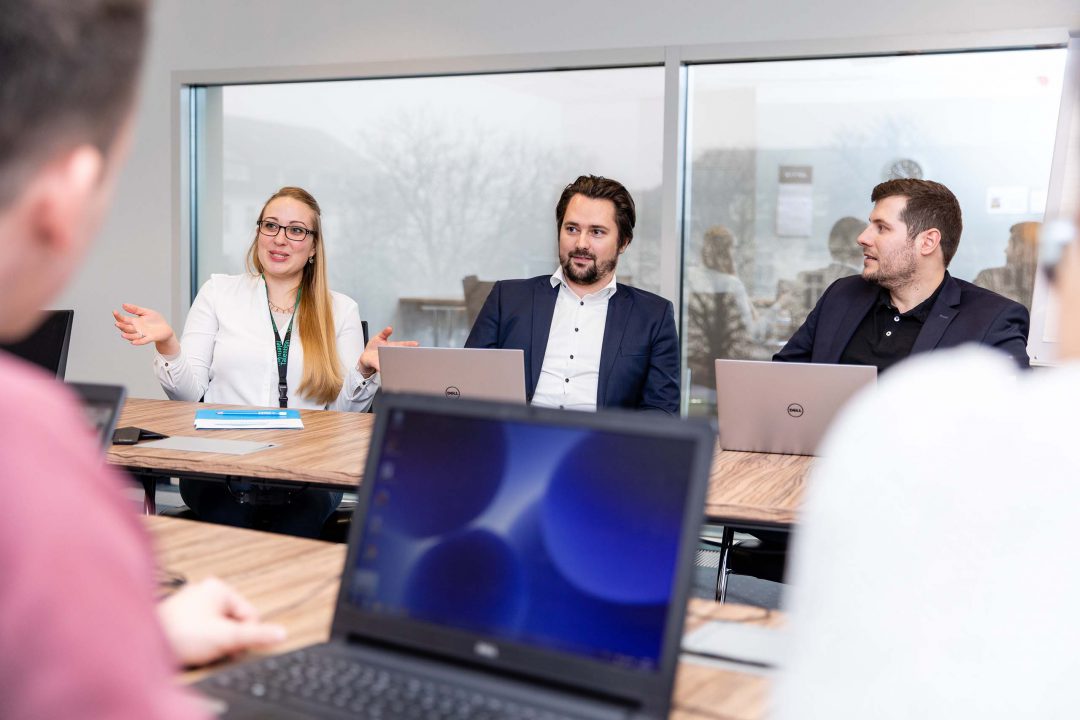 Das team von Talention im Meeting